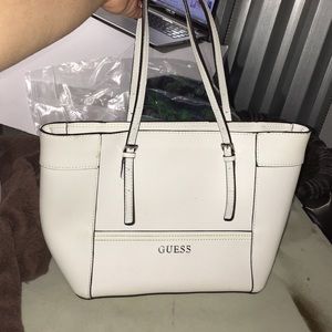 🖤Guess white tote bag